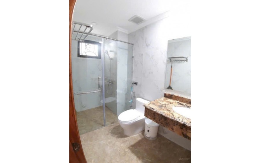 Cho thuê nhà mặt phố kinh doanh Spa Minh Khai Diện tích 75m2 - 8 tầng - giá 110 triệu thông sàn, thang máy,
